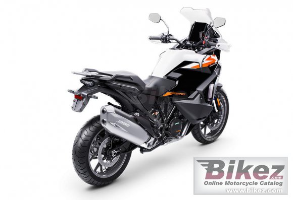 2025 KTM 1390 Super Adventure S Evo