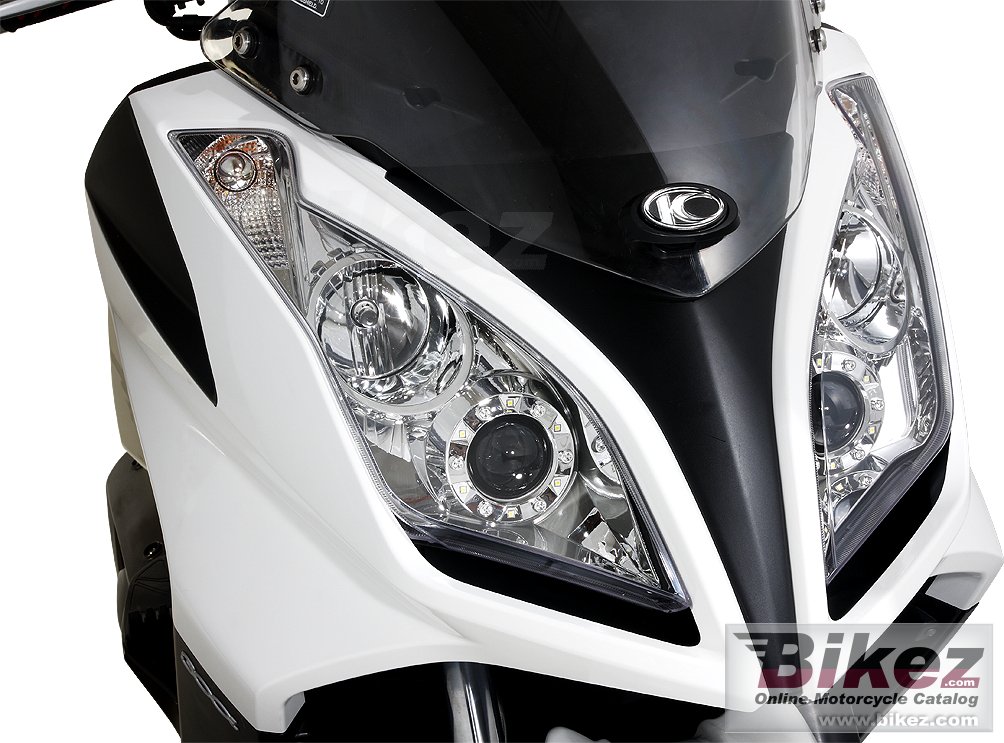 Kymco Downtown 300i