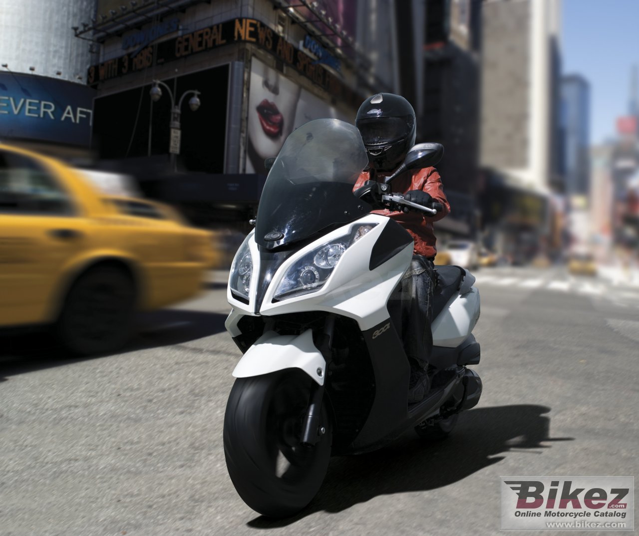 Kymco Downtown 300i