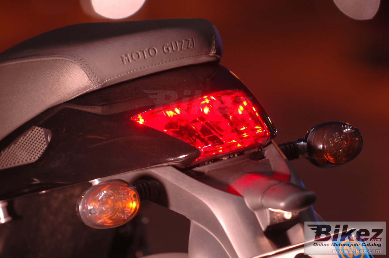 Moto Guzzi Griso 1100