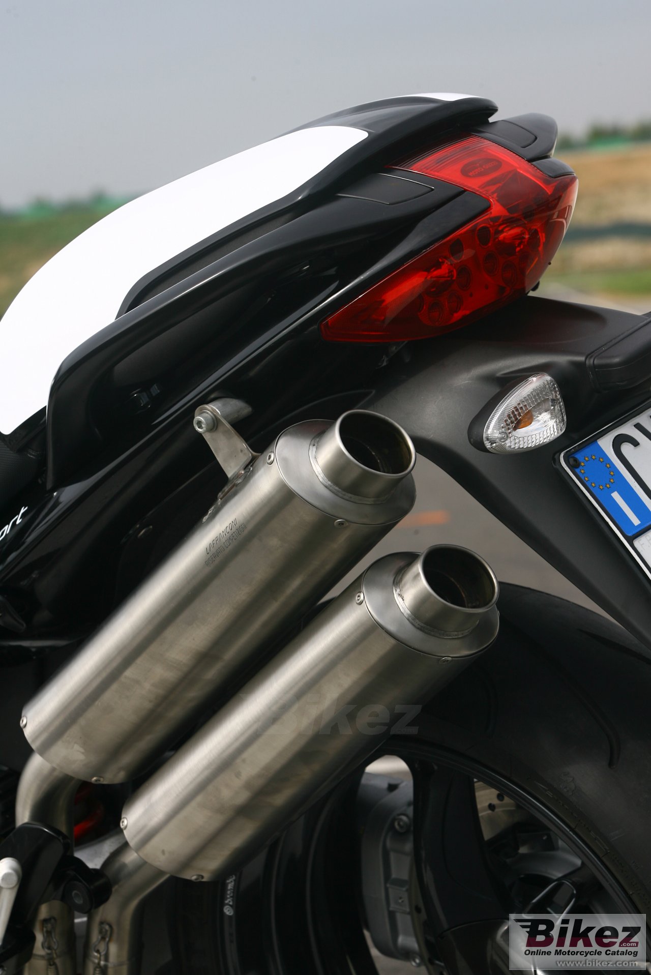 Moto Guzzi 1200 Sport