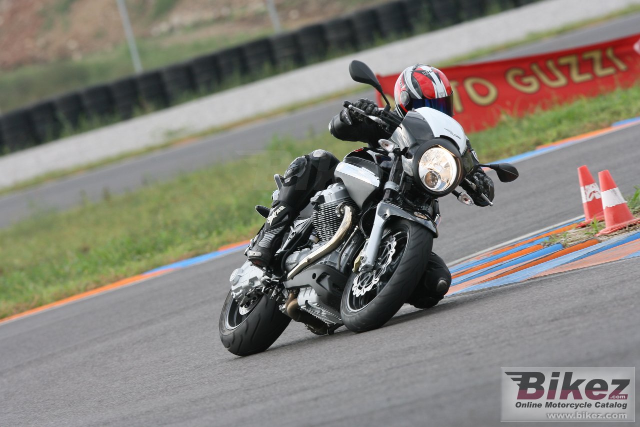 Moto Guzzi 1200 Sport