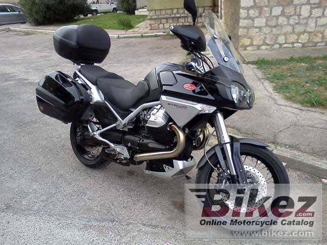 Moto Guzzi Stelvio