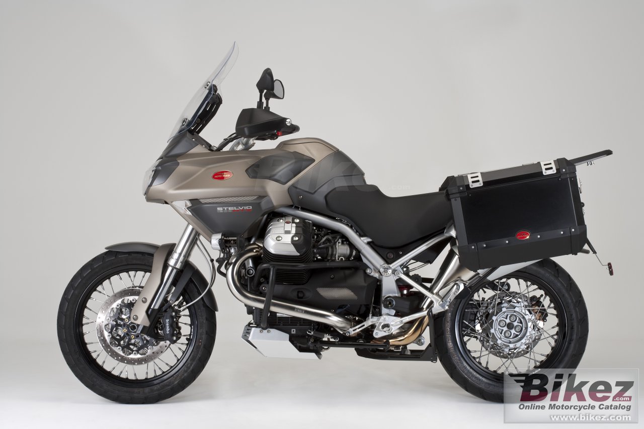 Moto Guzzi Stelvio 1200cc NTX 4V