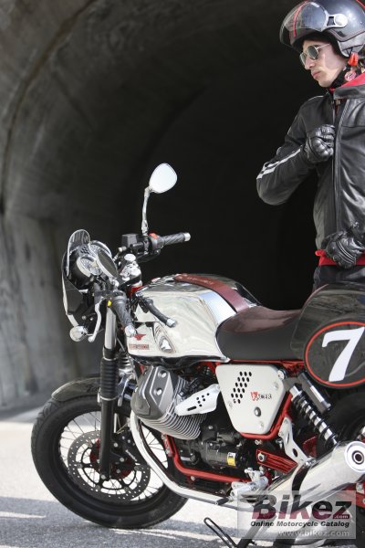 2013 Moto Guzzi V7 Racer