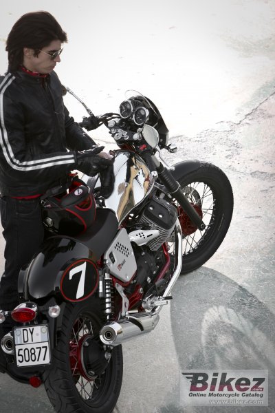 2013 Moto Guzzi V7 Racer