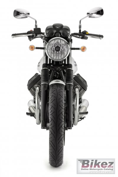 2013 Moto Guzzi V7 Stone