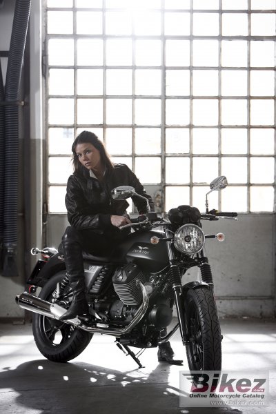 2013 Moto Guzzi V7 Stone