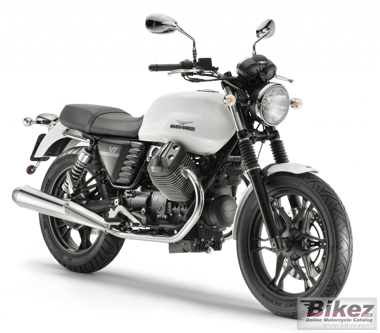 Moto Guzzi V7 Stone