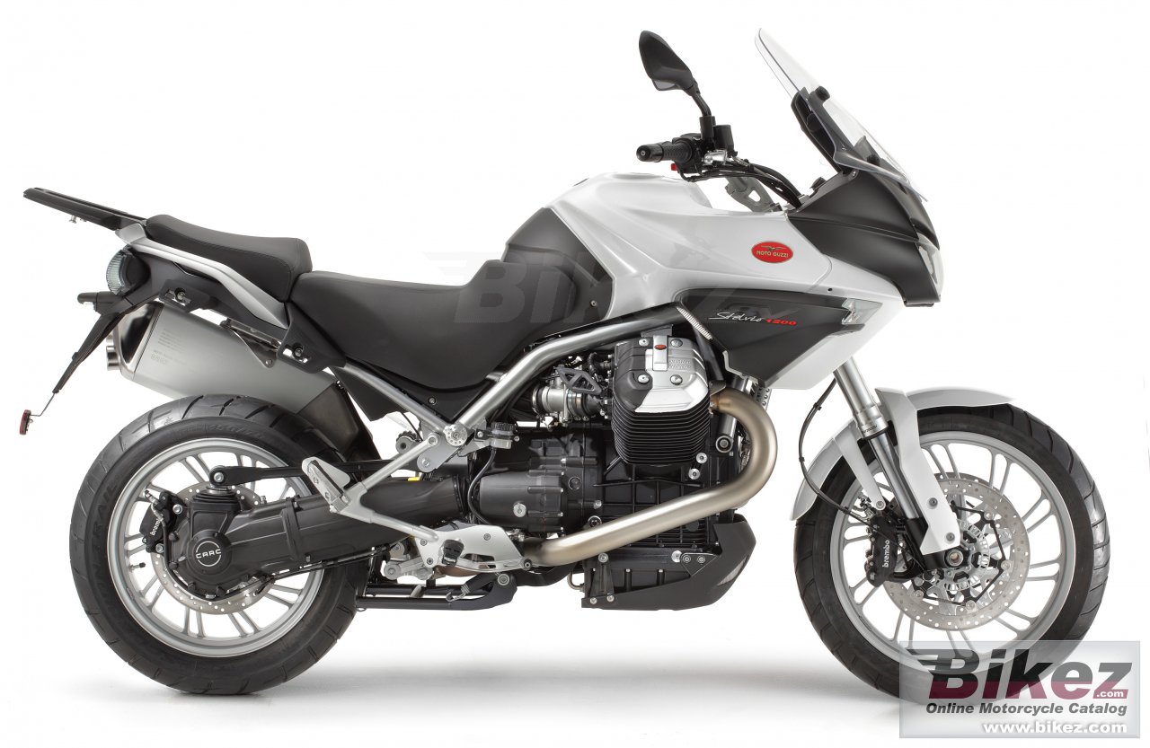 Moto Guzzi Stelvio 1200 8V