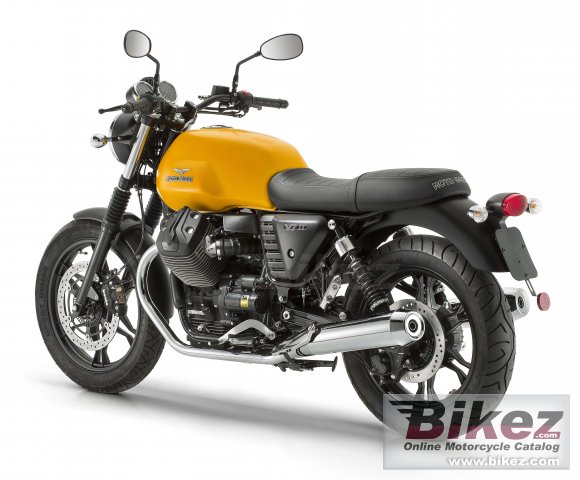 2015 Moto Guzzi V7 II Stone