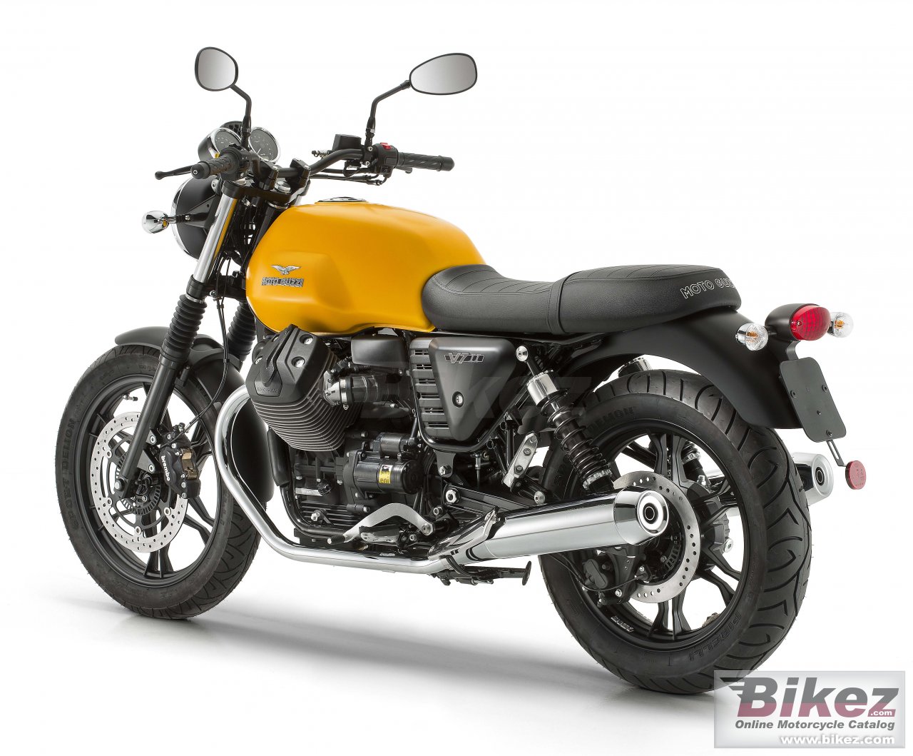 Moto Guzzi V7 II Stone