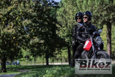 2015 Moto Guzzi V7 II Special