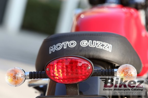 2015 Moto Guzzi V7 II Special