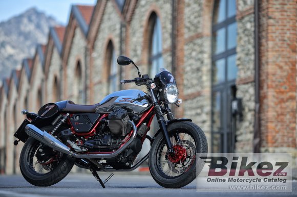 2015 Moto Guzzi V7 II Racer