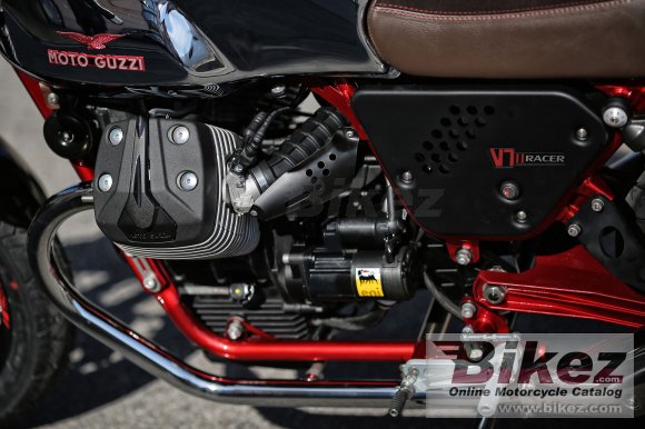 2015 Moto Guzzi V7 II Racer