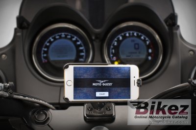 2017 Moto Guzzi MGX-21 Flying Fortress