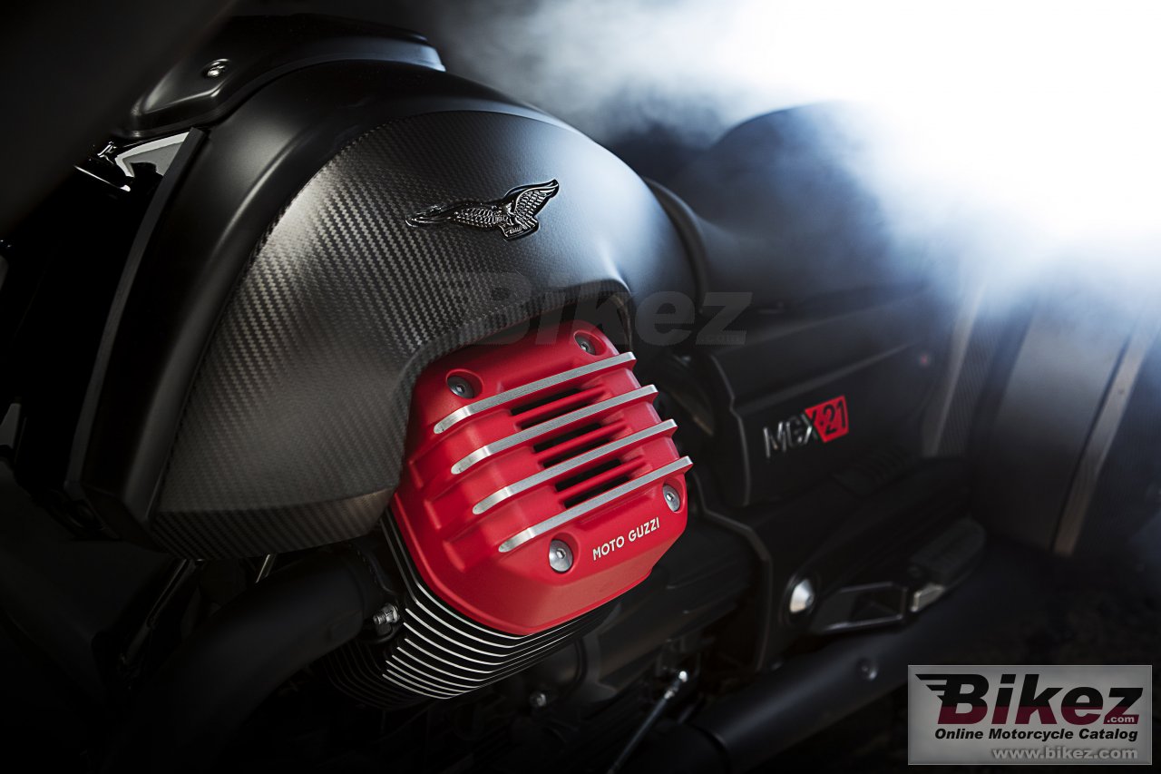 Moto Guzzi MGX-21 Flying Fortress