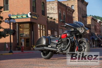 2017 Moto Guzzi MGX-21 Flying Fortress