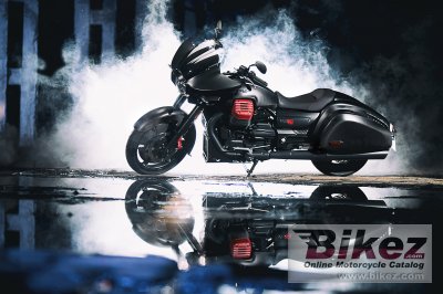 2018 Moto Guzzi MGX-21