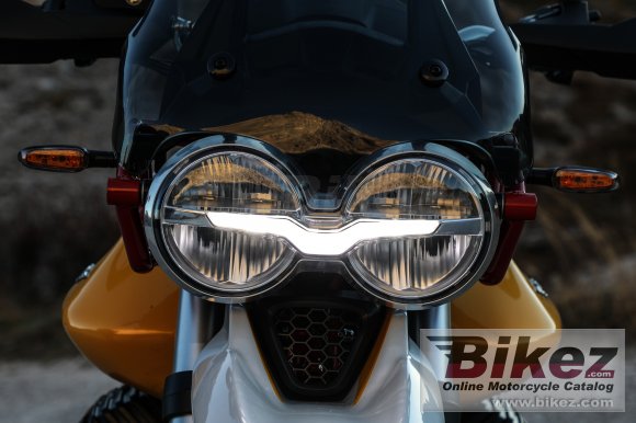 2019 Moto Guzzi V85 TT