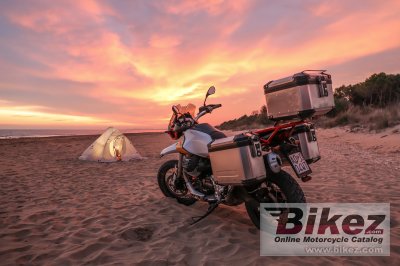 2019 Moto Guzzi V85 TT