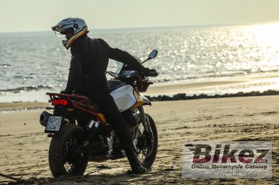 2019 Moto Guzzi V85 TT