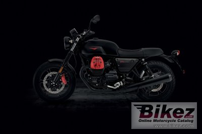 2020 Moto Guzzi V7 III Carbon