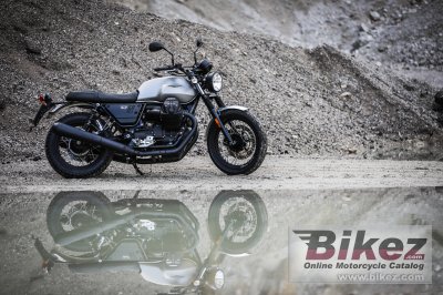 2020 Moto Guzzi V7 III Rough