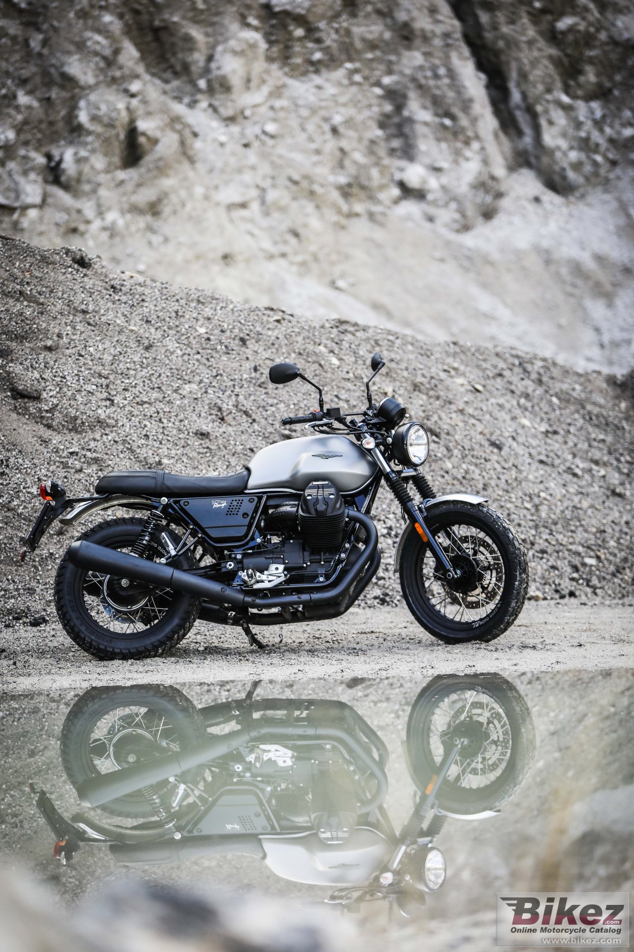 Moto Guzzi V7 III Rough