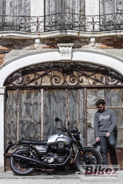 2020 Moto Guzzi V7 III Rough