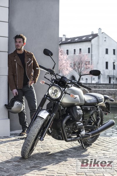 2020 Moto Guzzi V7 III Rough