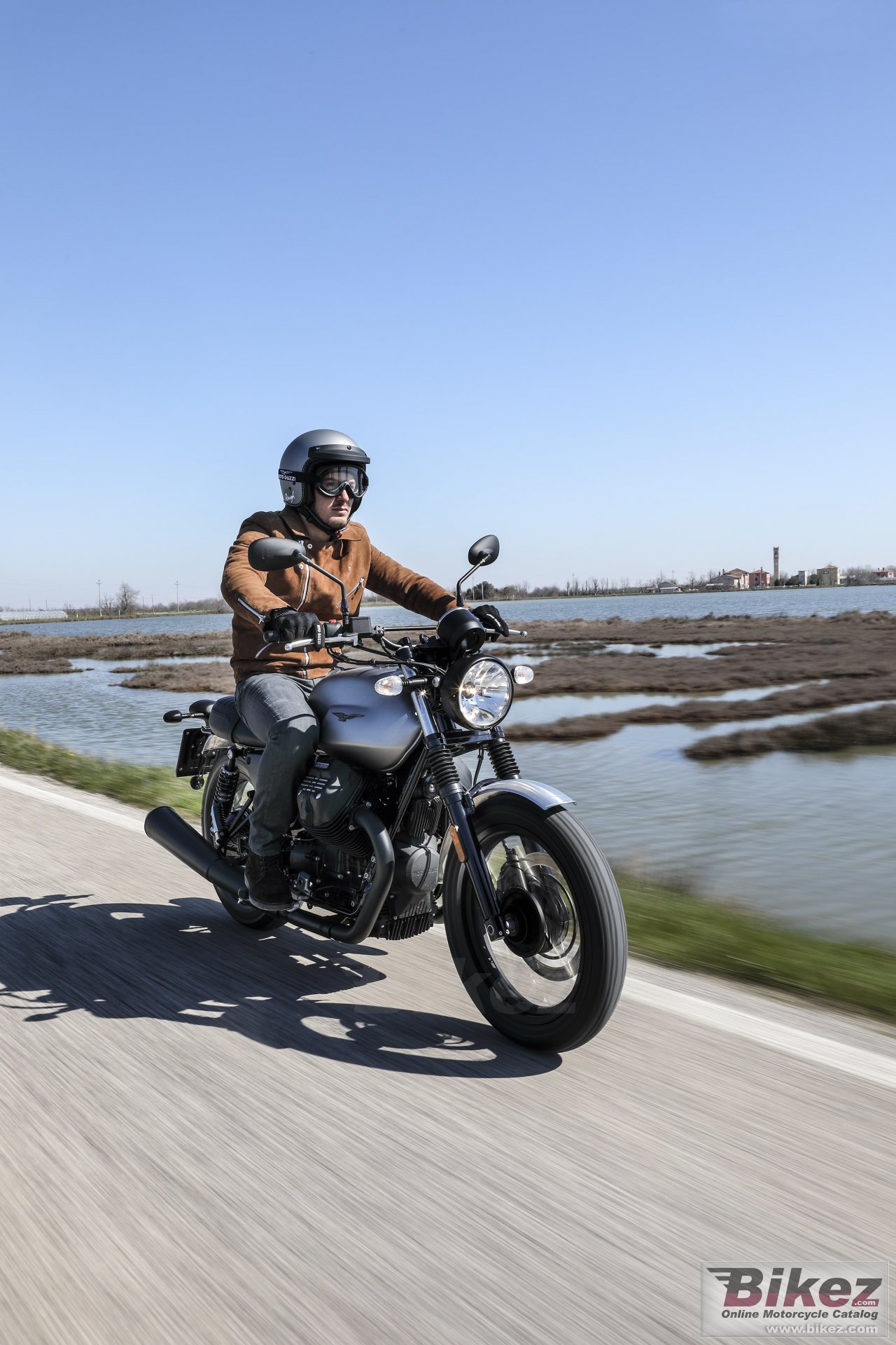 Moto Guzzi V7 III Rough