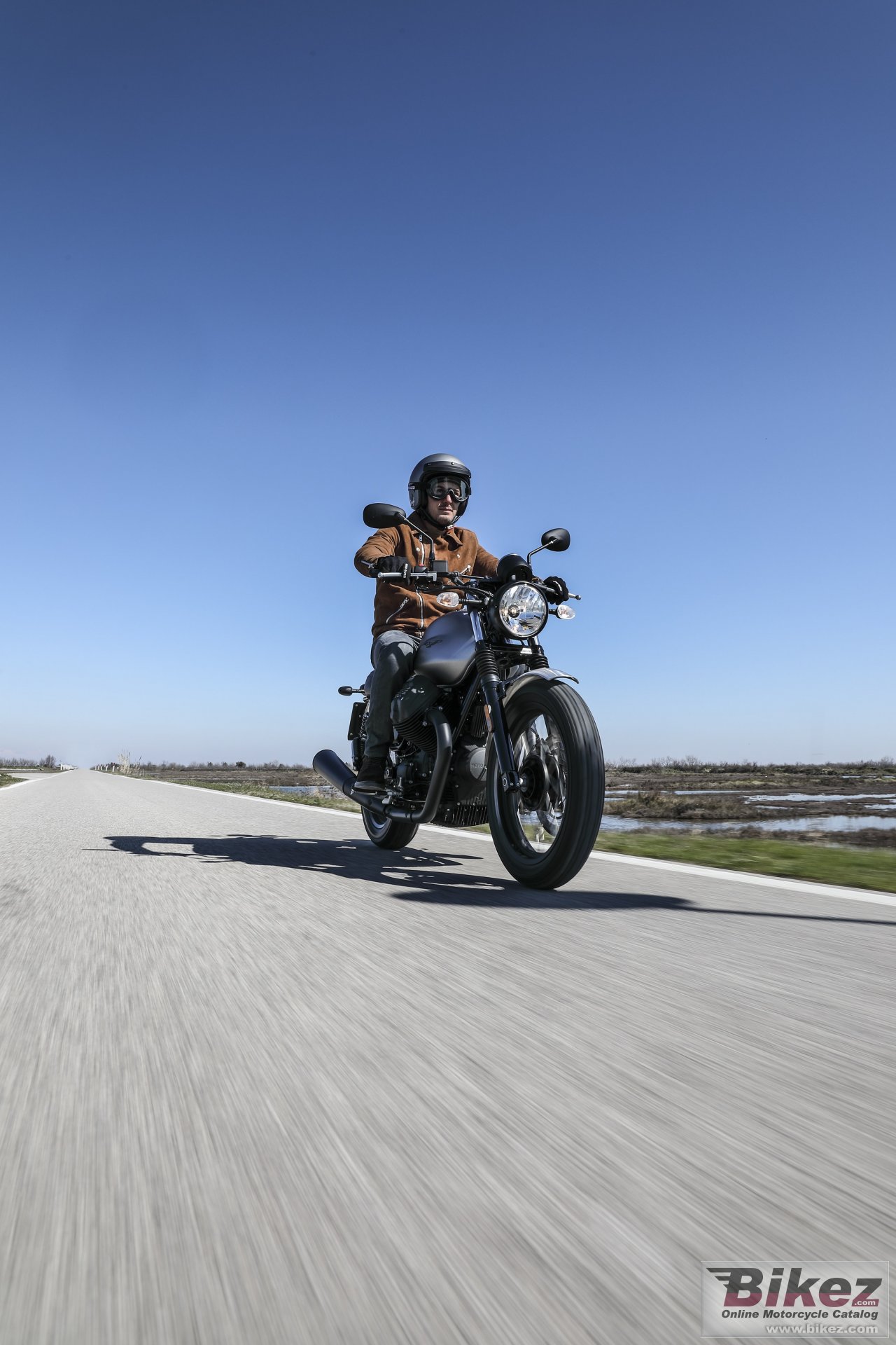 Moto Guzzi V7 III Rough