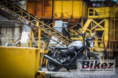 2020 Moto Guzzi V7 III Rough