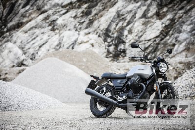 2020 Moto Guzzi V7 III Rough