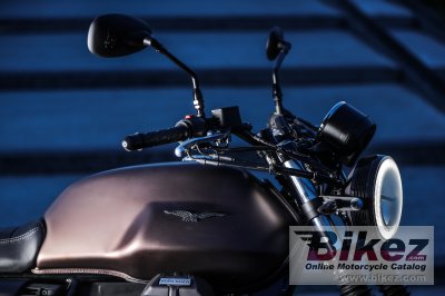 2020 Moto Guzzi V7 III Stone Night Pack
