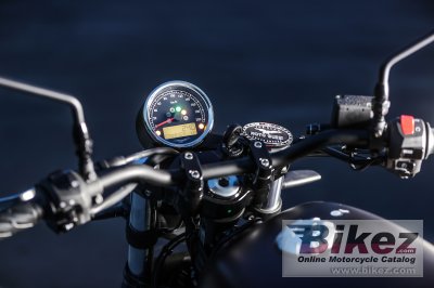 2020 Moto Guzzi V7 III Stone Night Pack
