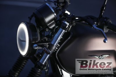 2020 Moto Guzzi V7 III Stone Night Pack