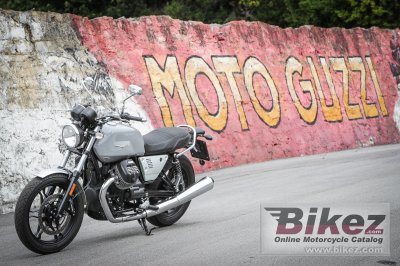 2020 Moto Guzzi V7III Milano