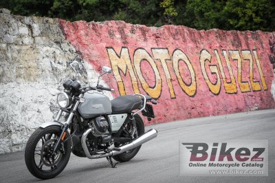 2020 Moto Guzzi V7III Milano