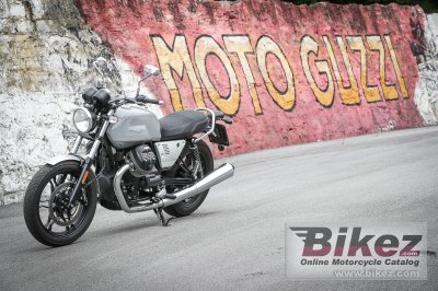 2020 Moto Guzzi V7III Milano