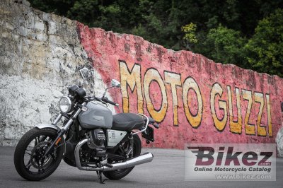 2020 Moto Guzzi V7III Milano
