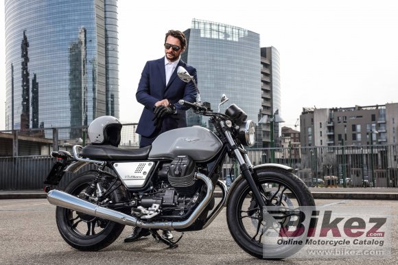 2020 Moto Guzzi V7III Milano