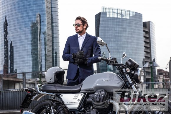 2020 Moto Guzzi V7III Milano