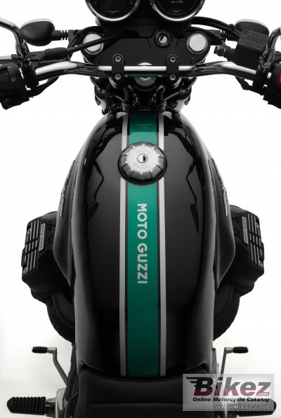 2020 Moto Guzzi V7III Special