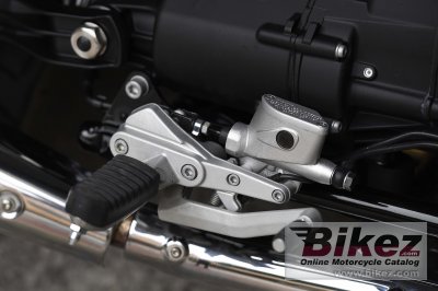 2020 Moto Guzzi V7III Special