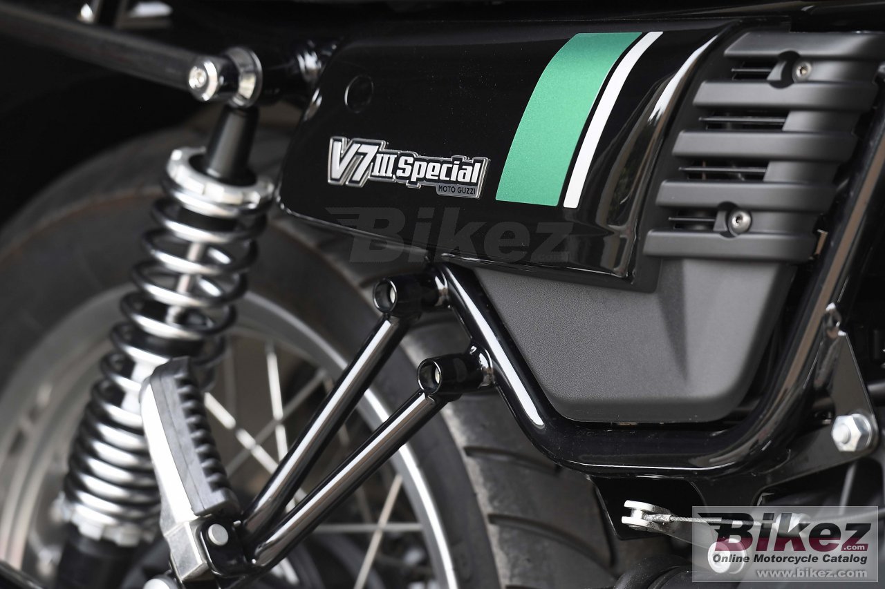 Moto Guzzi V7III Special