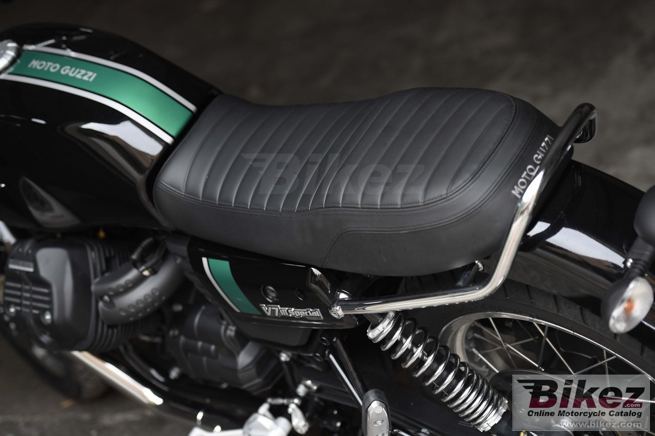 Moto Guzzi V7III Special