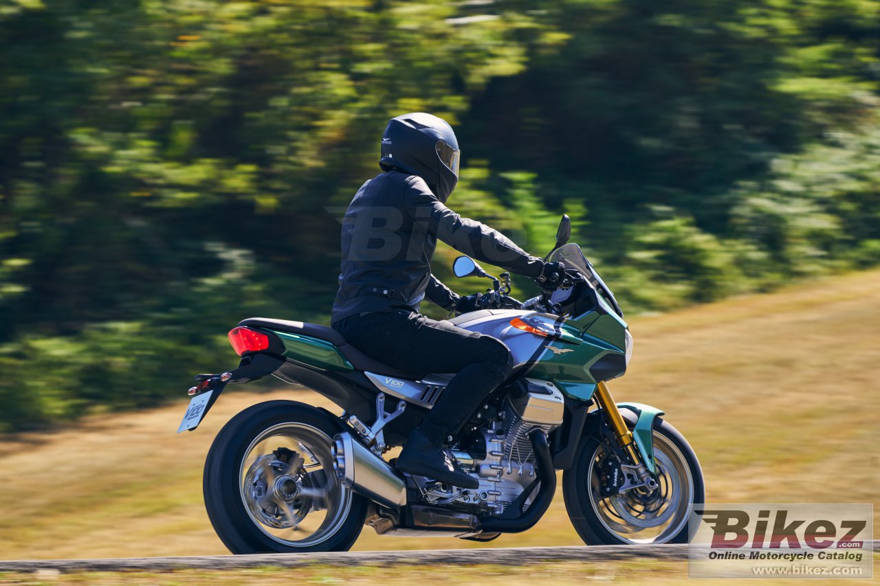 Moto Guzzi V100 Mandello